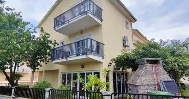 Hôtel 600 m² dans Grad Pula, Croatie