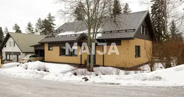 Casa 7 habitaciones en Jyvaeskylae sub-region, Finlandia