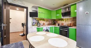 2 room apartment in Ratamka, Belarus