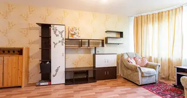 Apartamento 3 habitaciones en Minsk, Bielorrusia