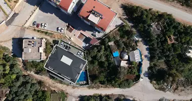Apartamento 3 habitaciones con aparcamiento, con la piscina, con Internet en Ciplakli, Turquía