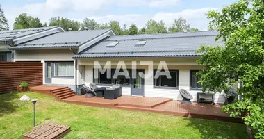 Haus 6 zimmer in Verwaltungsgemeinschaft Helsinki, Finnland