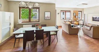 Apartamento 3 habitaciones en Varsovia, Polonia