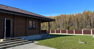 Haus in Jzufouski siel ski Saviet, Weißrussland