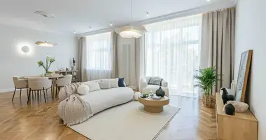 Apartamento 3 habitaciones en Varsovia, Polonia