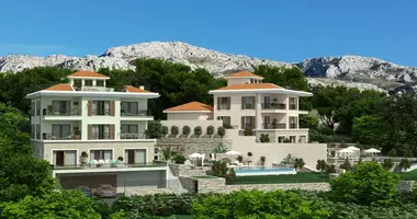 Villa  mit Terrasse in Rijeka-Rezevici, Montenegro