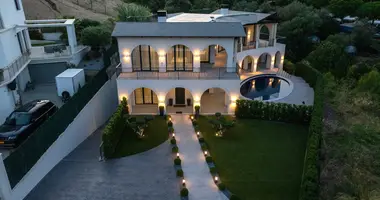 Villa 5 bedrooms in Torre Valentina, Spain