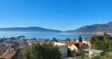 Apartamento 2 habitaciones en Tivat, Montenegro