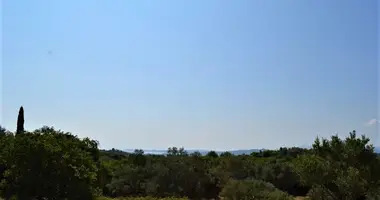 Terrain dans Kato Korakiana, Grèce