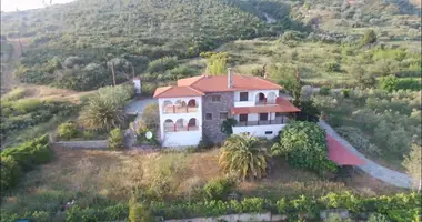Villa 10 habitaciones con Vistas al mar, con Vista a la montaña, con Vista de la ciudad en Ouranoupoli, Grecia