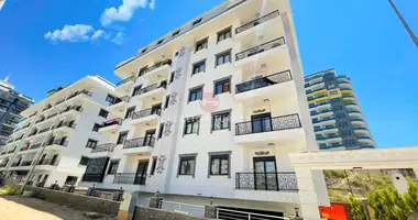 Appartement 3 chambres dans Mahmutlar, Turquie
