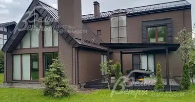 Haus 6 zimmer in Kommunarka, Russland
