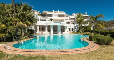 3 bedroom apartment in Benahavis, Spain