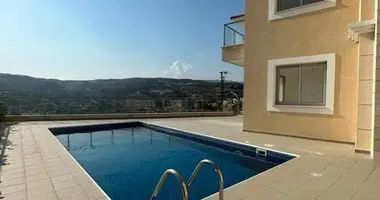 Maison 5 chambres dans Agios Tychonas, Chypre