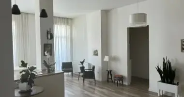 Квартира 4 комнаты в Тбилиси, Грузия