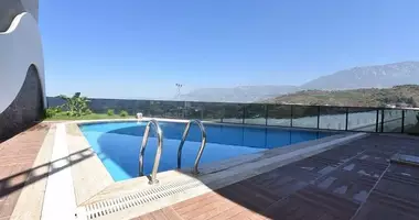 Villa in Mahmutlar, Turkey