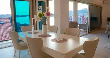 Apartamento 4 habitaciones en Przno, Montenegro