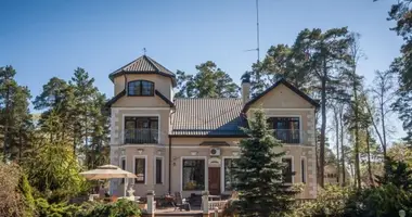 6 room house in Jurmala, Latvia