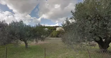 Grundstück in Agia Marina, Griechenland