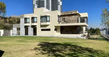 Casa 4 habitaciones en Interlomas, México
