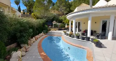 Villa 4 bedrooms in Altea, Spain