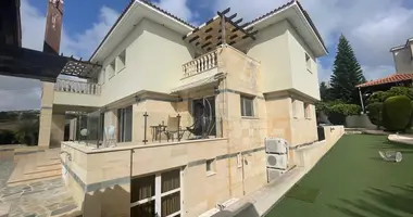 5 bedroom house in Pafos, Cyprus