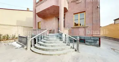 4 bedroom Mansion in Yerevan, Armenia