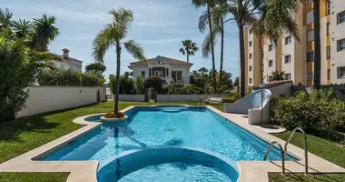 Casa 5 habitaciones en Estepona, Španjolska