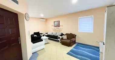 Apartamento 2 habitaciones en Bijela, Montenegro