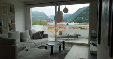 Mieszkanie 4 pokoi w Como, Włochy
