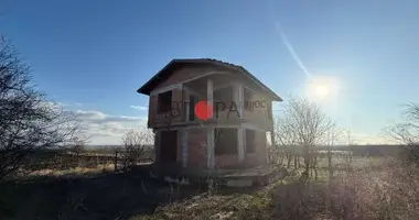 Maison 2 chambres dans Municipalité de Karnobat, Bulgarie