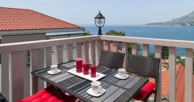 Hôtel 350 m² dans Omis, Croatie