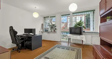 Wohnung 3 zimmer in Warschau, Polen