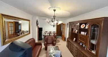 Apartamento 4 habitaciones en Manilva, Španjolska