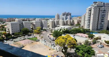 4 room apartment in Ashkelon, Israel