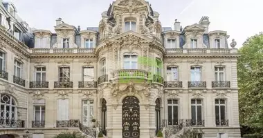 Квартира в Париж, Франция