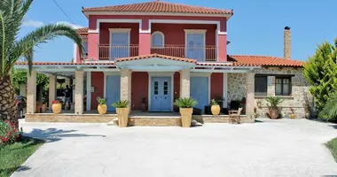 Cottage 5 bedrooms in Kalamaki, Greece