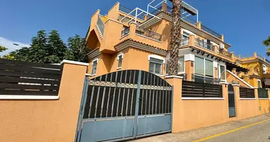 4 bedroom house in Torrevieja, Spain