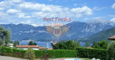 2 bedroom apartment in Lenno, Italy