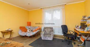 2 room house in Maglod, Hungary
