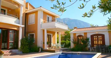Villa 5 bedrooms with parking, with Furnitured, new building in Trojica, Montenegro