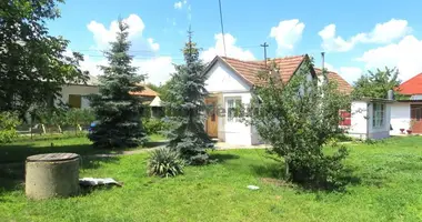 Casa 3 habitaciones en Kistarcsa, Hungría