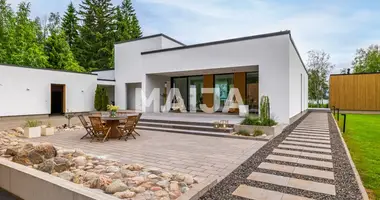 5 bedroom house in Oulunsalo, Finland