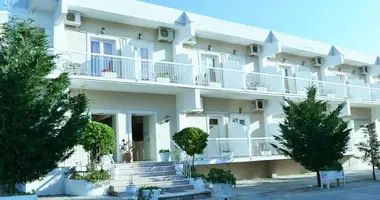 Hotel 1 200 m² in Afra, Greece