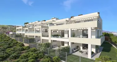 3 bedroom apartment in Estepona, Spain