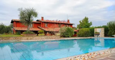 Villa 5 bedrooms in Terni, Italy