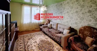 Apartamento 3 habitaciones en Masty, Bielorrusia