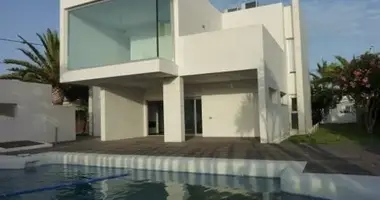 Villa 4 bedrooms in Izhevsk, Russia