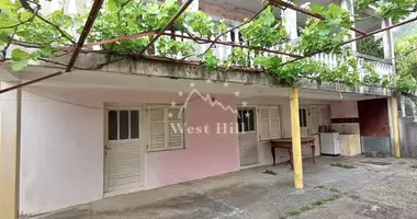 Haus 5 Zimmer in Sutomore, Montenegro