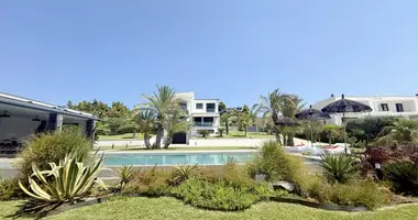 Villa 4 bedrooms in Kassandra Municipality, Greece